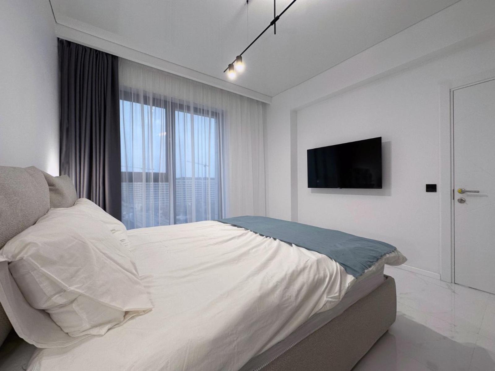 Koya Tower By The Lake Apartments Mamaia Exteriér fotografie